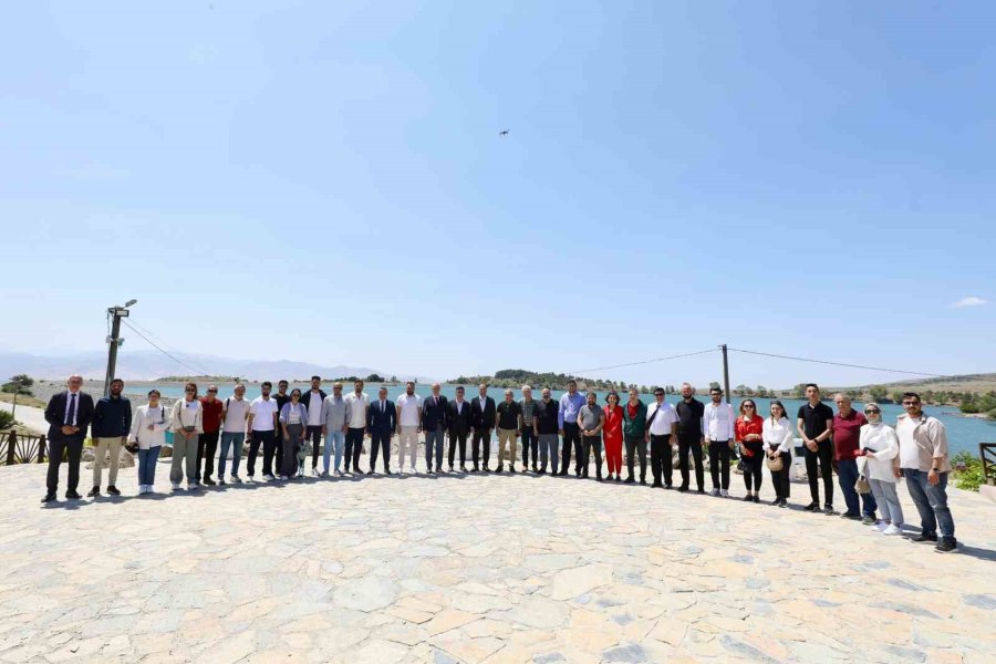 Başkan Özdemir: "niğde Belediyesi, Türkiye’nin Mali Açıdan En İyi Yönetilen Belediyelerinden Biri"