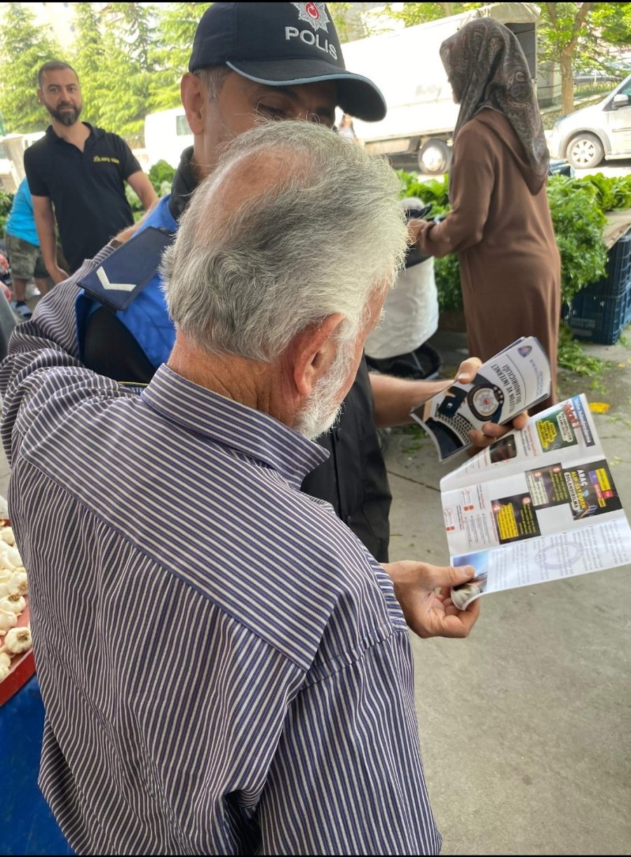 Polisten Vatandaşa Dolandırıcılık Ve Hırsızlıklara Karşı Uyarı