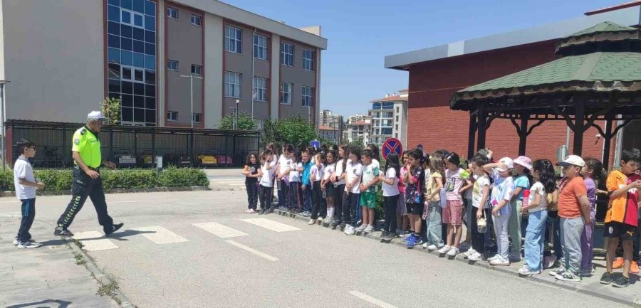 Niğde’de 758 Öğrenciye Trafik Eğitimi Verildi