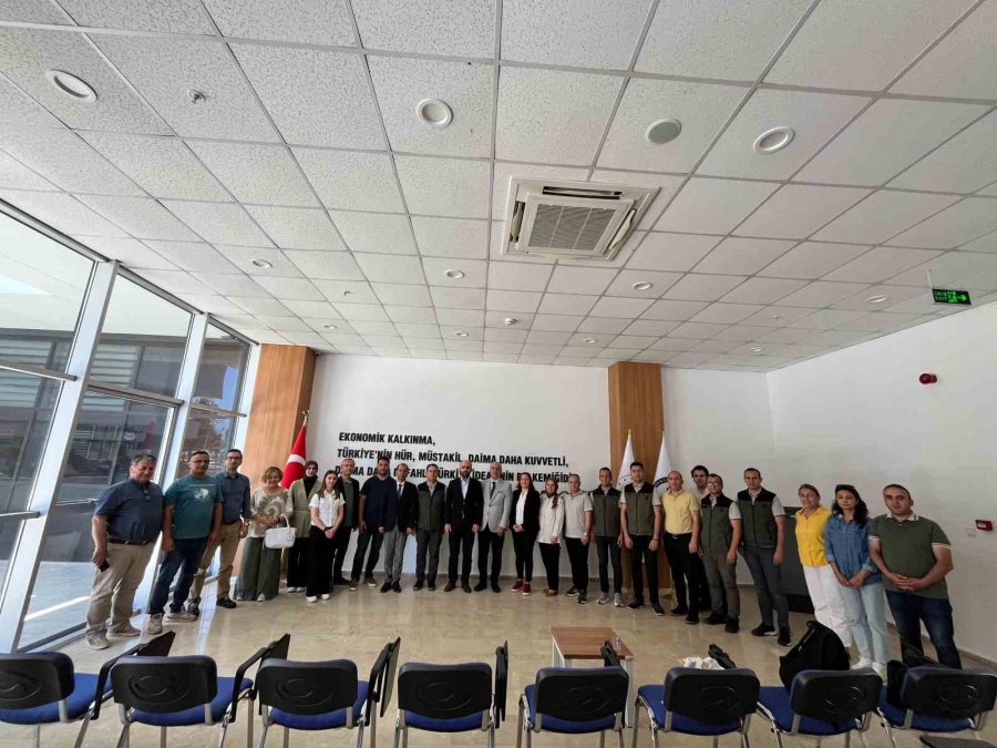 Fao Ve Baka Tıbbi Ve Aromatik Bitkiler Alanında İş Birliği İmkanlarını Görüştü