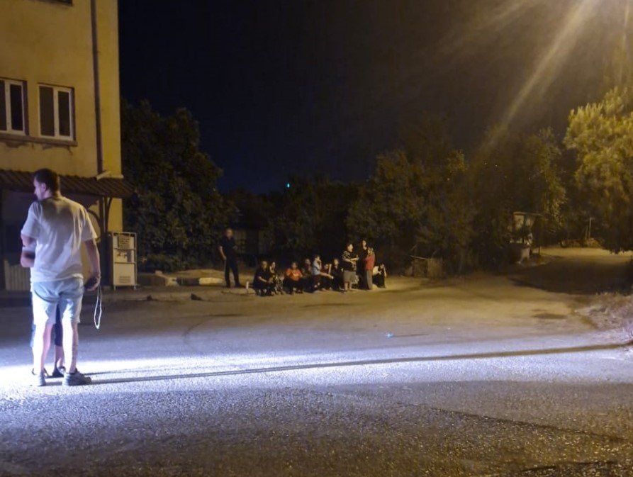 Antalya’da Kötü Kokuların Yayıldığı Ev Hayvanseverleri Ayağa Kaldırdı