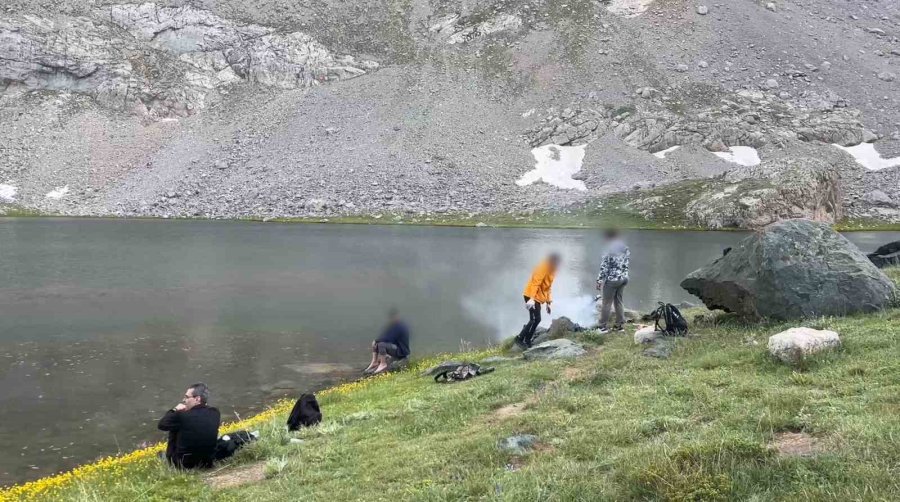Niğde’nin ’doğal Cenneti’ Karagöl Ve Çini Göl Alarm Veriyor