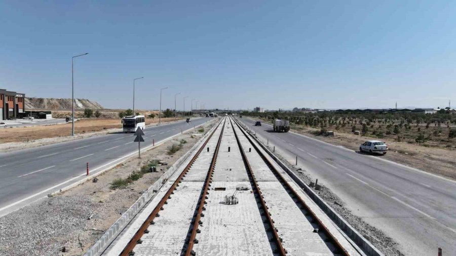 Başkan Altay: "11.1 Kilometrelik Şehir Hastanesi-yeni Sanayi Tramvay Hattının Yüzde 30’luk Kısmını Tamamladık"