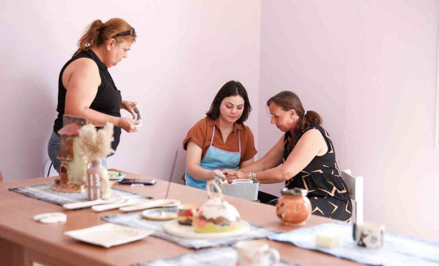 Silifkeli Kadınlar İçin ’kadın Sağlığı Semineri’ Düzenlendi