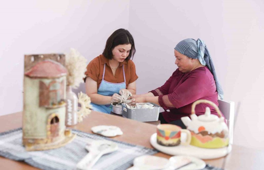 Silifkeli Kadınlar İçin ’kadın Sağlığı Semineri’ Düzenlendi