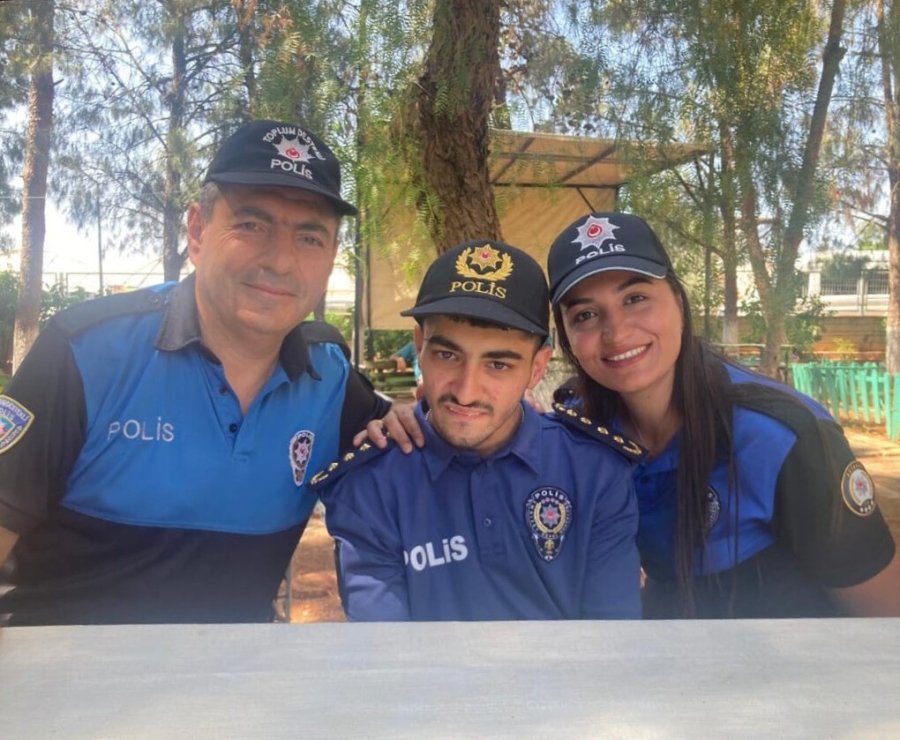 Doğum Gününde Polis Oldu, Hayalini Yaşadı