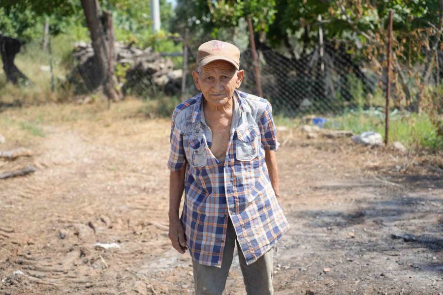 Evde Biriktirdiği Paraları Yangında Kaybetti, İmdadına Merkez Bankası Yetişti