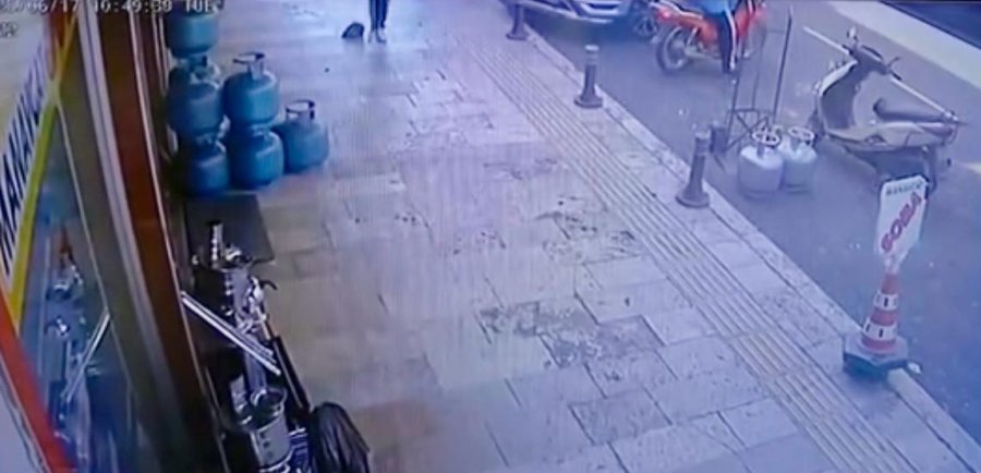 Tüpçü Dükkanından Mutfak Tüpü Çaldı