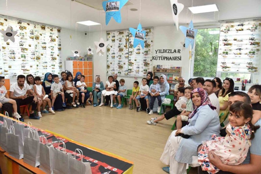 Kepez’in Kreşlerinde Karne Sevinci