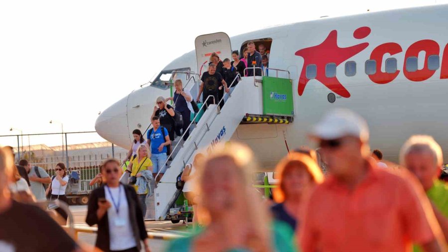 Slovakya’dan Gazipaşa-alanya Havalimanı’na İlk Sefer Gerçekleştirildi