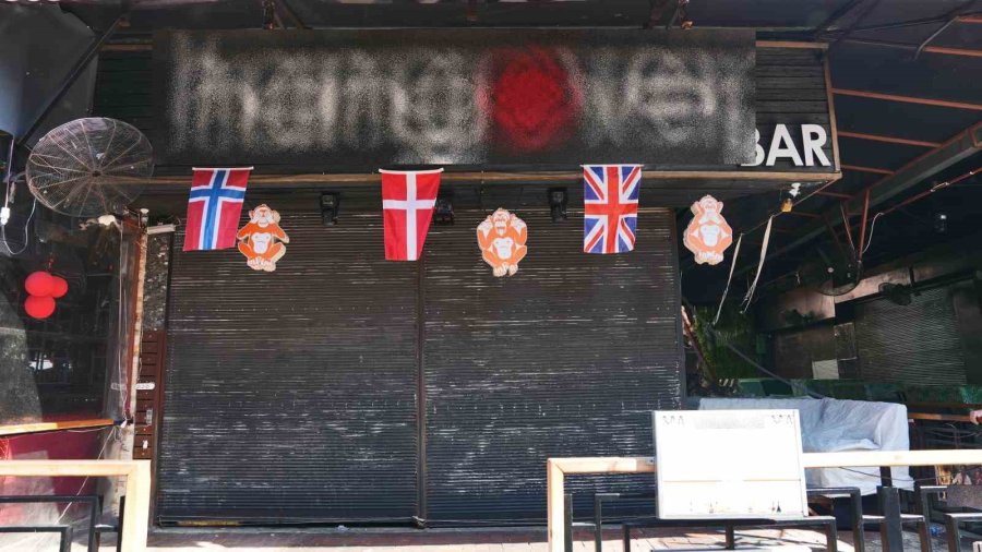 Alanya’da Adaba Aykırı Eylem Gerçekleştirilen Bar Mühürlendi