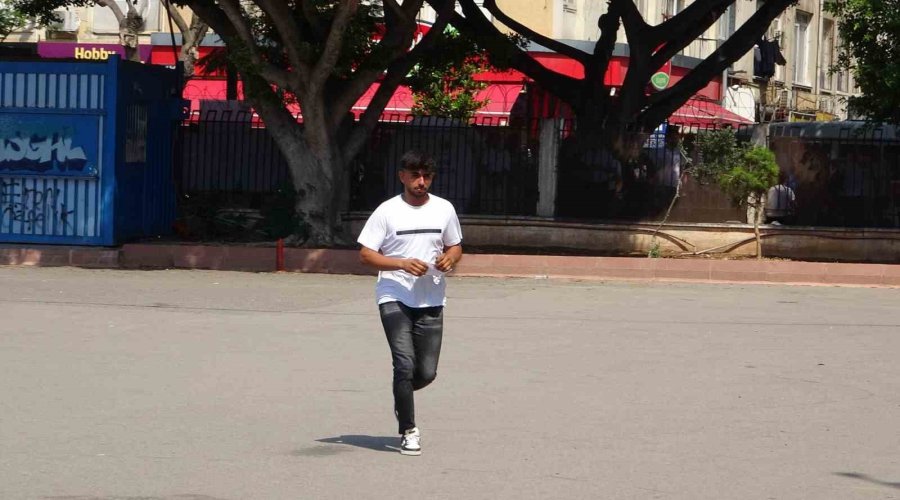 Sınava Yetişemeyince Göz Yaşı Döktü