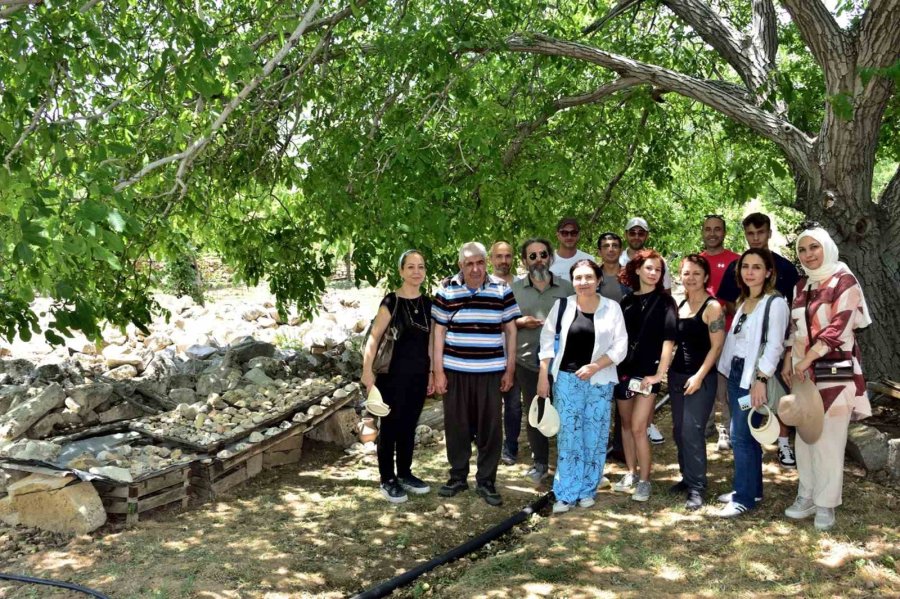 Mersin Mut’ta Fosil Araştırması