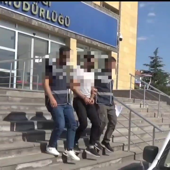 Niğde’de Aranan Hükümlü Cezaevi Firarisi Ve Suç Ortağı Yakalandı