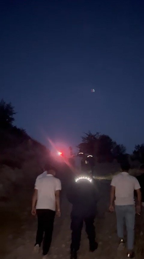 Niğde’de Kurbağa Kaçakçıları Yakalandı: 133 Kilo Canlı Kurbağa Ele Geçirildi