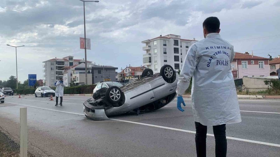 Karaman’da Otomobil Takla Attı: 2’si Çocuk 4 Yaralı