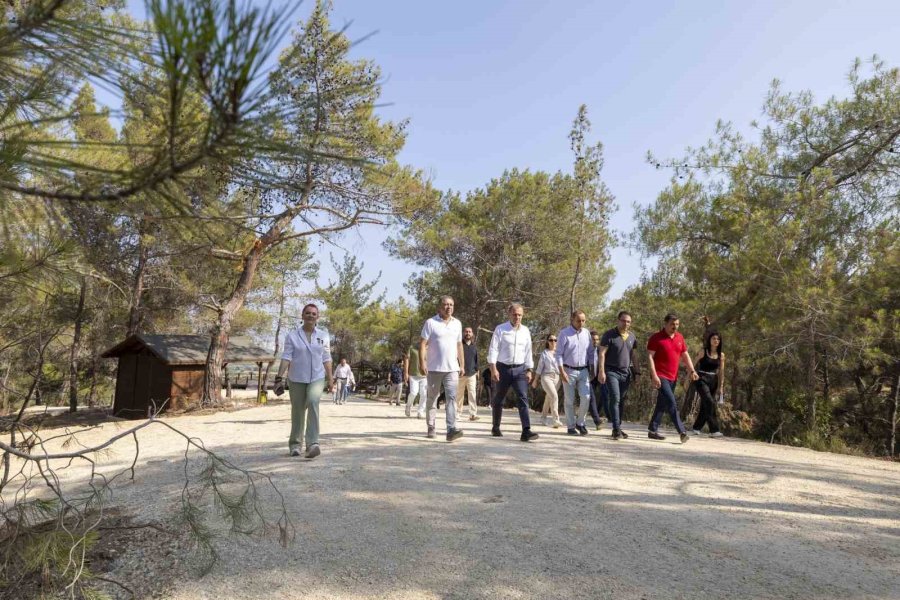 Seçer, Emirler Orman Parkı Piknik Alanında İncelemelerde Bulundu