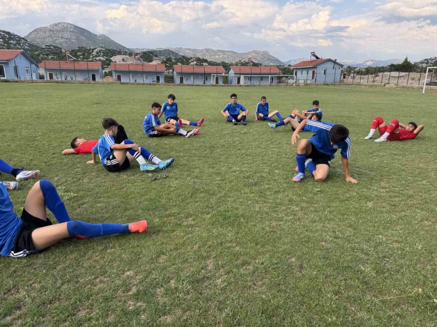 Antalya’daki ’spor Köyü’ Üçüncü Kez Kapılarını Genç Sporculara Açtı