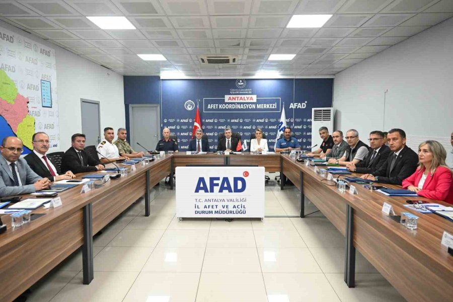 Vali Şahin: "afetlere Karşı Müdahale Kapasitemizi Dünya Standartlarının Üstüne Çıkarmak İçin Çalışıyoruz"