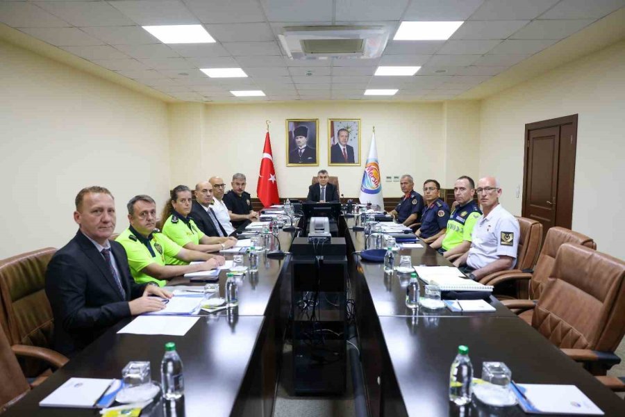 Mersin’de Son Bir Haftada 826 Aranan Şahıs Yakalandı