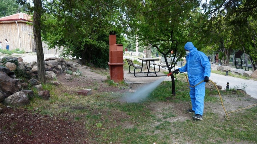 Niğde Belediyesi Kene Ve Haşereyle Mücadeleyi Yoğunlaştırıyor