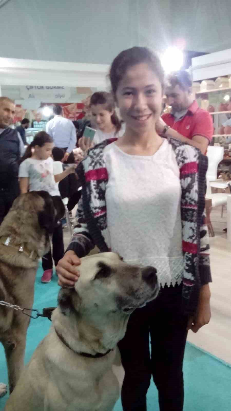 Üniversiteli Zeynep’ten 6 Gündür Haber Alınamıyor