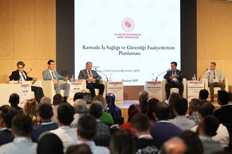 Konya Büyükşehir ’kamuda İş Sağlığı Ve Güvenliği Paneli’ne Ev Sahipliği Yaptı