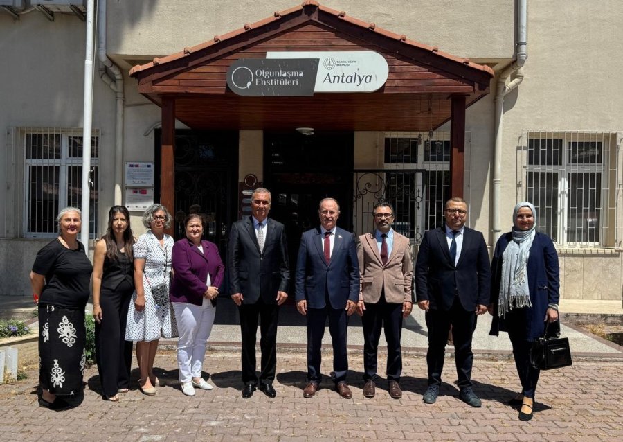 Antalya Olgunlaşma Enstitüsü’nün Projesine Baka Desteği