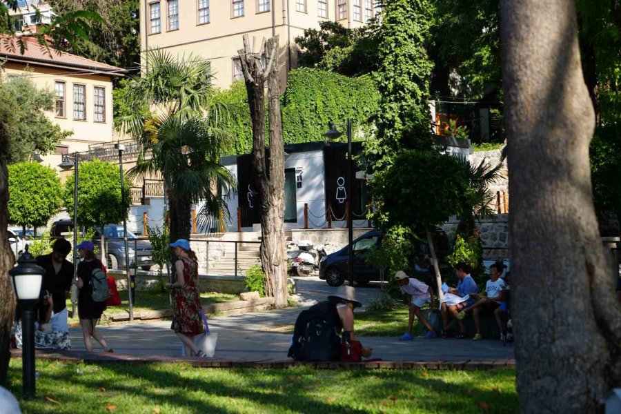 Euro Üzerinden Mesai Saatli Tuvalet Ücreti