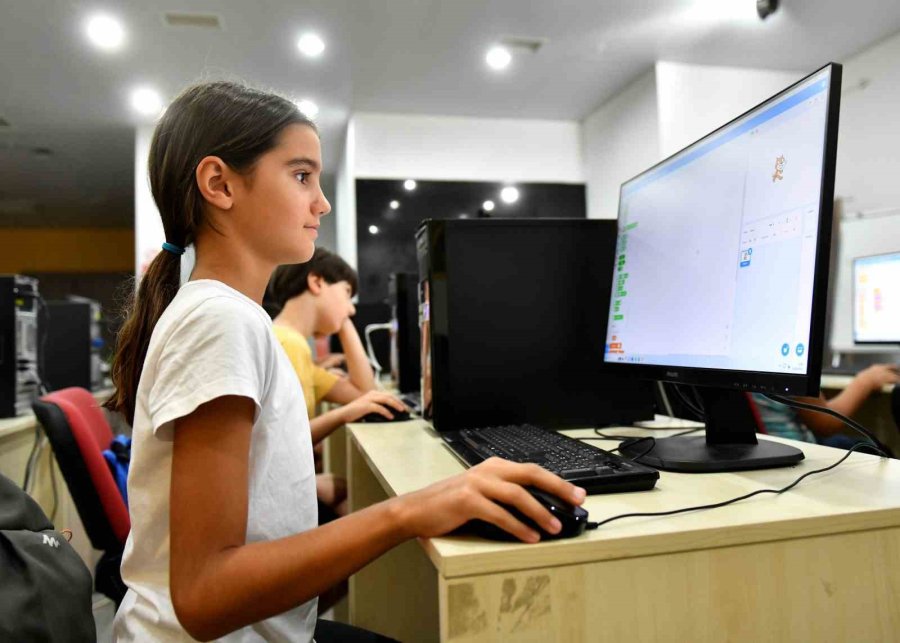 Robotik Kodlama Kursuna Başvurular Başladı