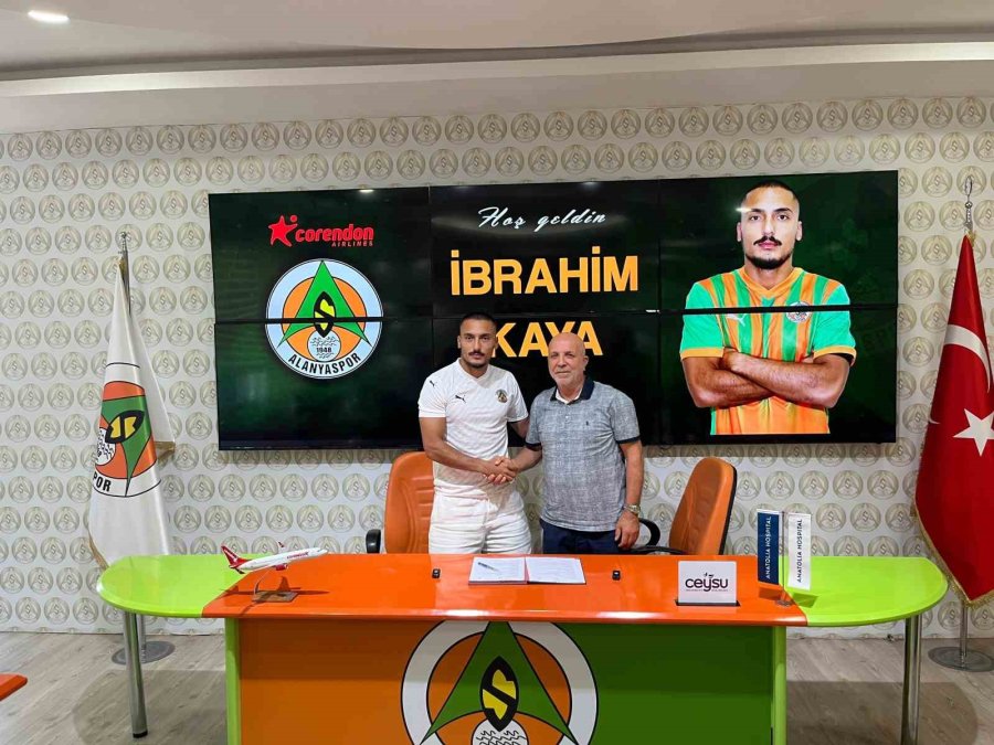 Alanyaspor, İbrahim Kaya İle 4 Yıllık Sözleşme İmzaladı