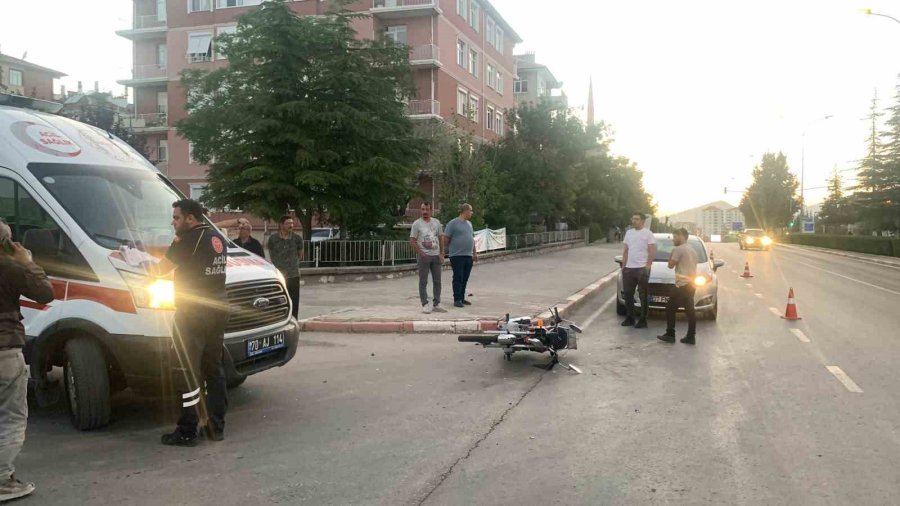 Karaman’da Otomobille Çarpışan Motosiklet Sürücüsü Yaralandı