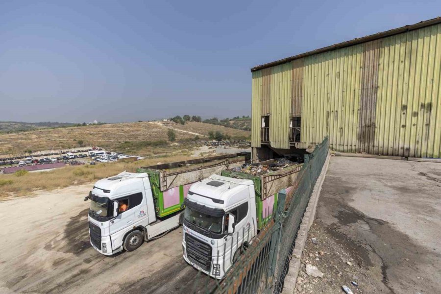 Mersin’de Günlük Bin 750 Ton Evsel Atık Toplanıyor