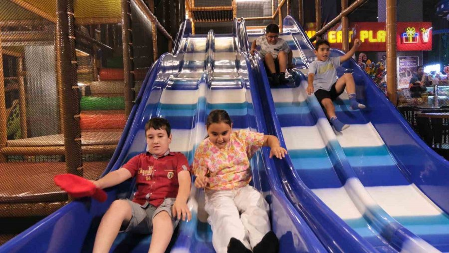 Müsiad Antalya’dan Çocuklara Karne Şenliği