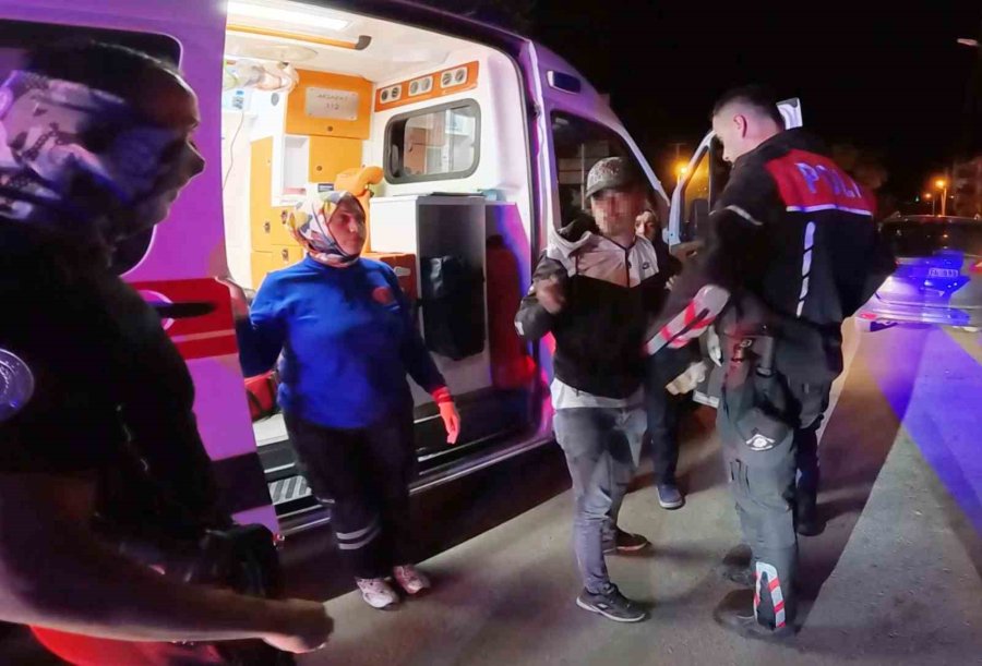 Yasal Sınırın 16 Kat Üstünde Alkollü Çıkan Sürücü Ne Polisi Dinledi Ne De Sağlıkçıları