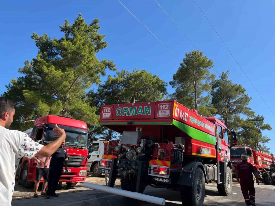 Alanya Kızılalan’da Çıkan Yangın Yaklaşık 10 Saat Sonra Kontrol Altına Alındı