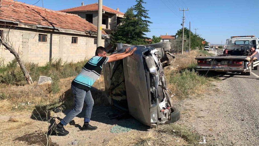 Karaman’da Otomobil Takla Attı: 1 Yaralı