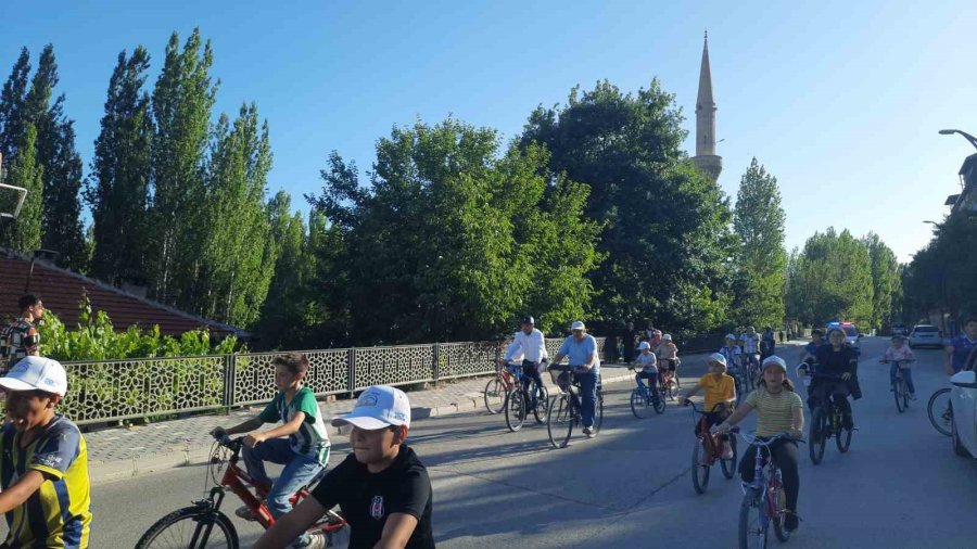 "uyuşturucu İle Mücadele" Temalı Bisiklet Turu