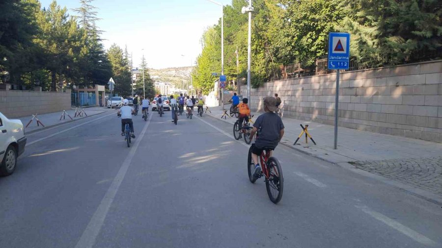 "uyuşturucu İle Mücadele" Temalı Bisiklet Turu