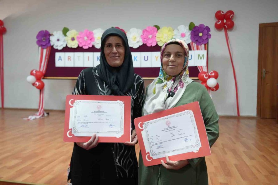 Pes Etmediler, Okumayı Öğrendiler