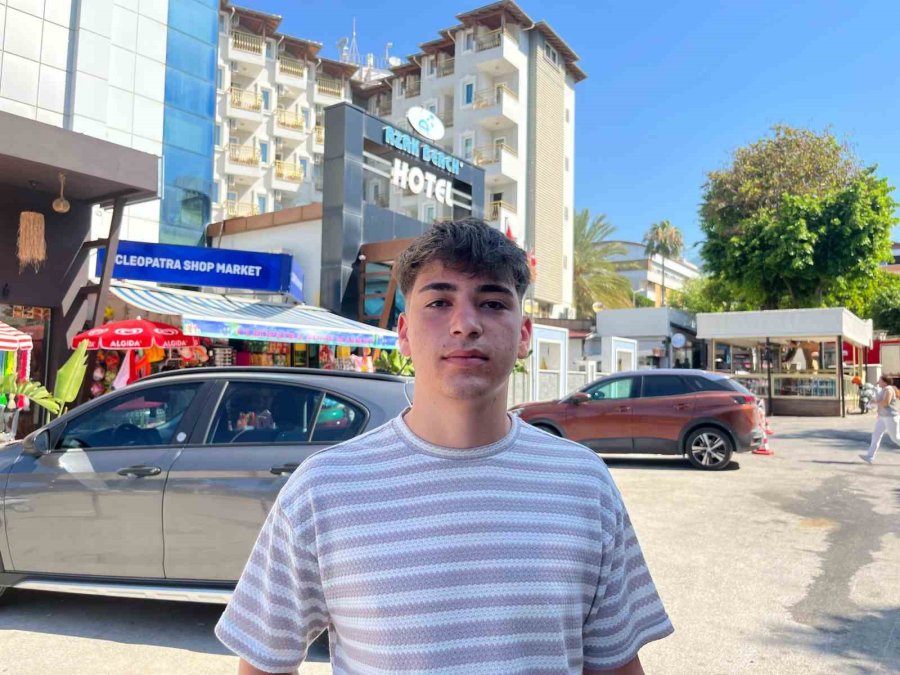 Alanya’da Otelin Kazan Dairesindeki Yangın Korkuttu