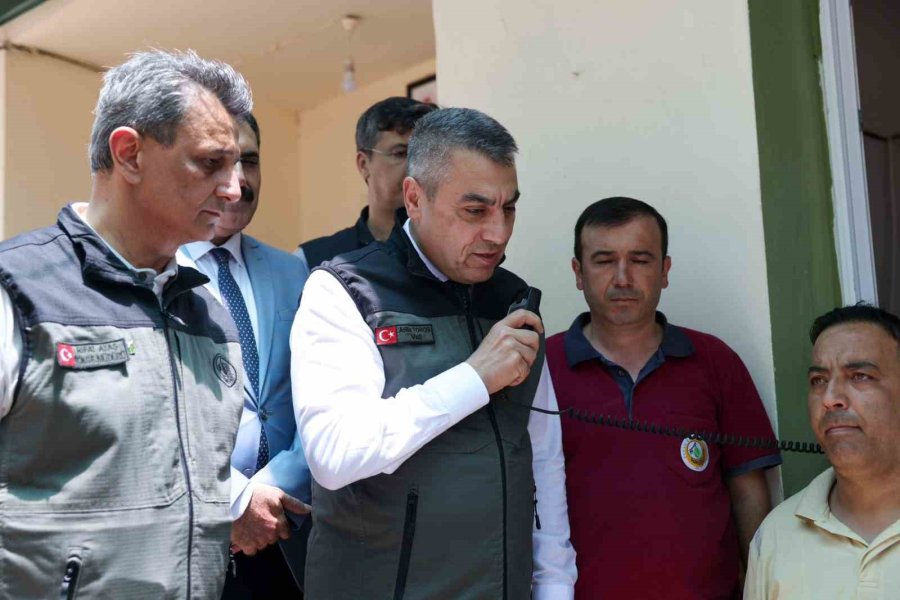 Mersin’de Orman Yangınlarına Karşı 5 Helikopter İle 407 Araçlı Ekip Teyakkuzda