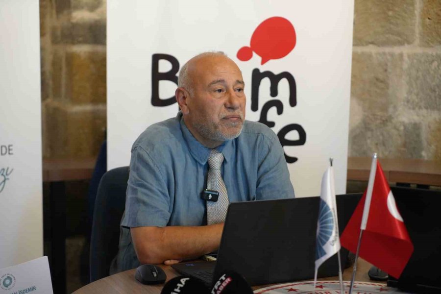 "bilim Kafe" Etkinliğinde Dijital Tarım Uygulamaları Masaya Yatırıldı