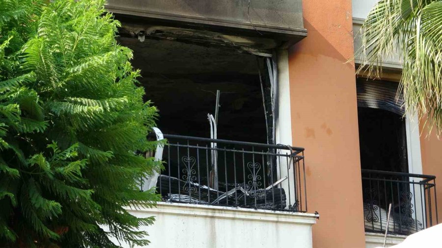 İsviçre’den Tatil İçin Geldikleri Evleri 1 Saat Sonra Küle Döndü