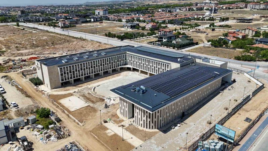 Selçuklu’ya Kazandırılacak Türkiye’nin En Modern Ve Kapsamlı Güzel Sanatlar Lisesi’nde Sona Yaklaşıldı