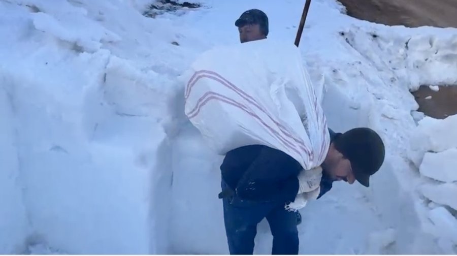 Kar Kütlelerinin 3 Bin Metreden 40 Derece Sıcağa Yolculuğu