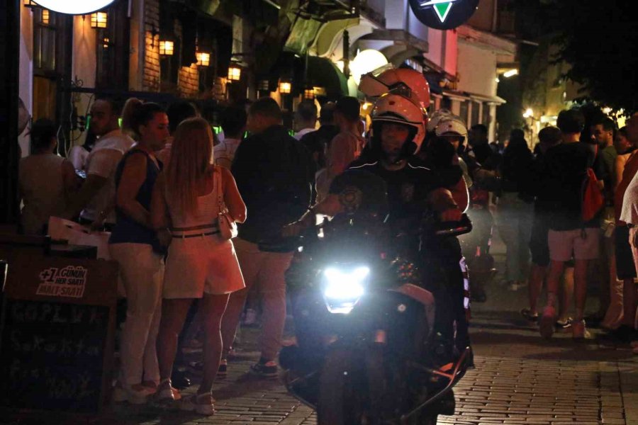 Nüfusu Gündüz 82, Gece 10 Bin