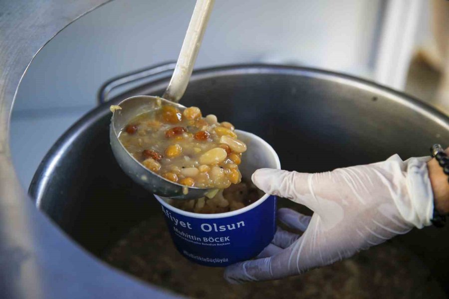 Büyükşehir Belediyesi, Muharrem Ayı Boyunca 19 İlçede Aşure İkramında Bulunacak