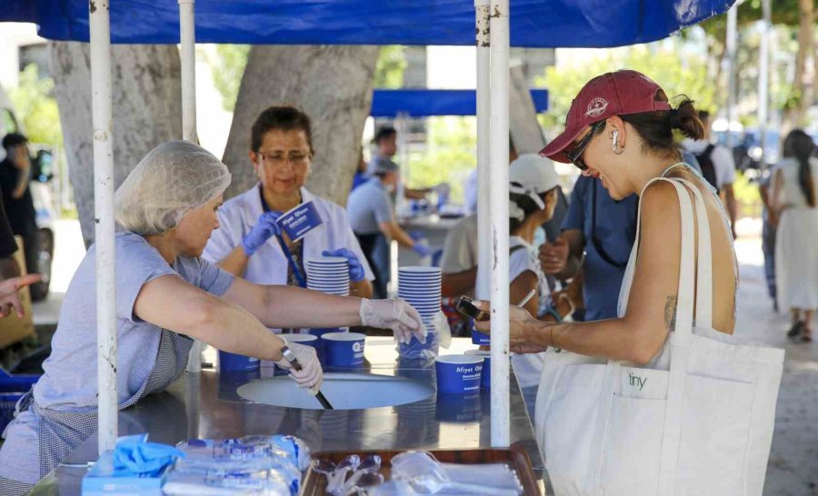 Büyükşehir Belediyesi, Muharrem Ayı Boyunca 19 İlçede Aşure İkramında Bulunacak
