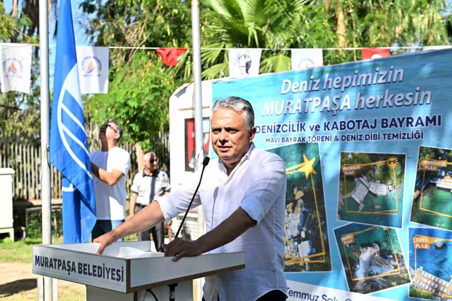 Muratpaşa’nın Mavi Bayrakları Plajlara Çekildi